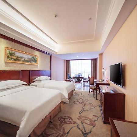 Vienna Classic Hotel Shizhongshan Avenue Jiujiang  Екстериор снимка